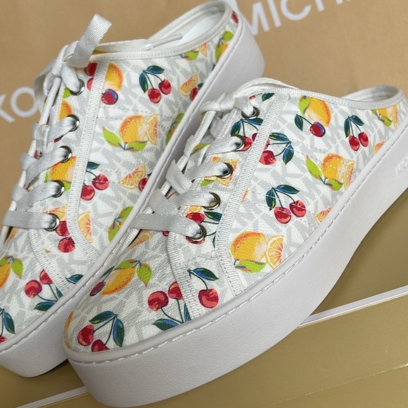 Michael Kors POPPY SLIDE SNEAKERS 
FRUIT PAINT MK SIG SM
49T4POFP1Q Platforms - Picture 7 of 16